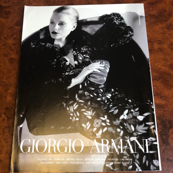 Harper’s Bazaar Magazine August 2006 Britney Spears Cover - Picture 2 of 14